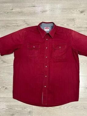 Wrangler Red Short Sleeve Button-Up Shirt Men's Large Workwear Casual